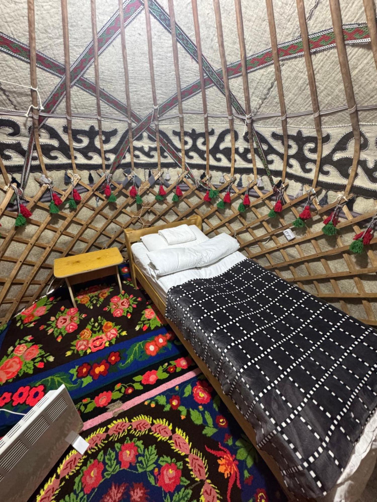 Bosogo Yurt Camp Bokonbayevo Exterior foto