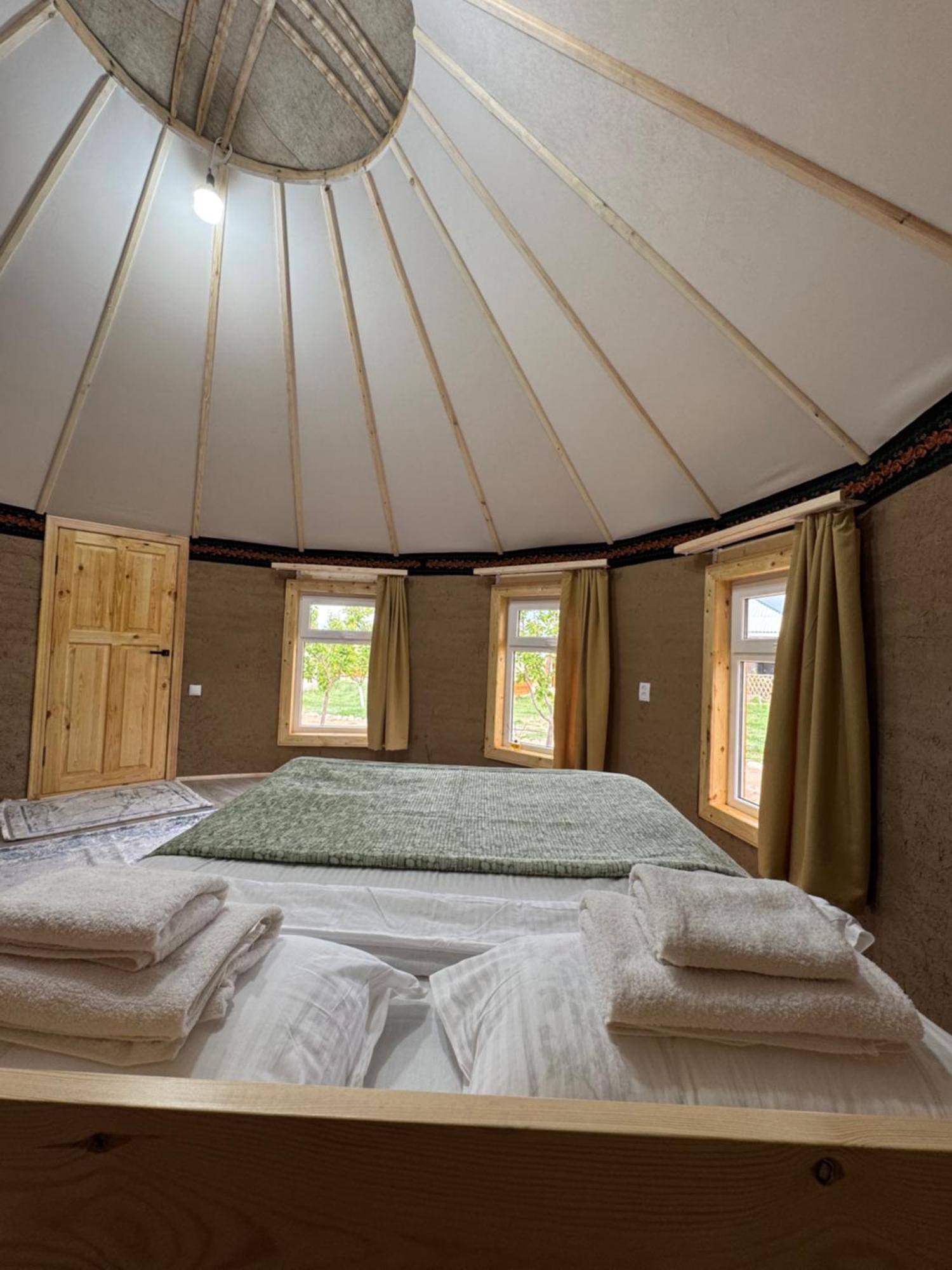 Bosogo Yurt Camp Bokonbayevo Exterior foto